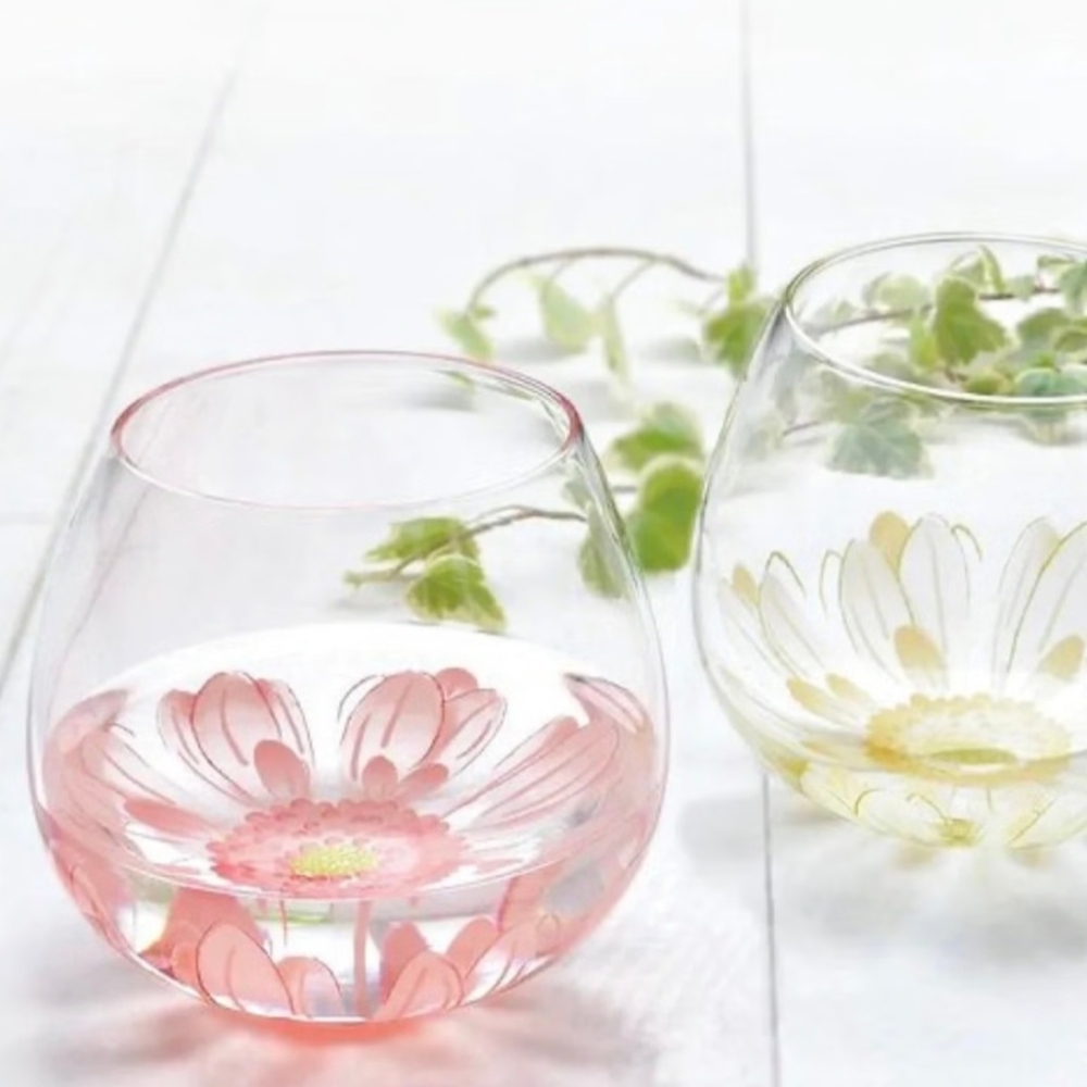 Toyo Sasaki Glass Tumbler Cups Hand Painted Flowers 2 Set 💕